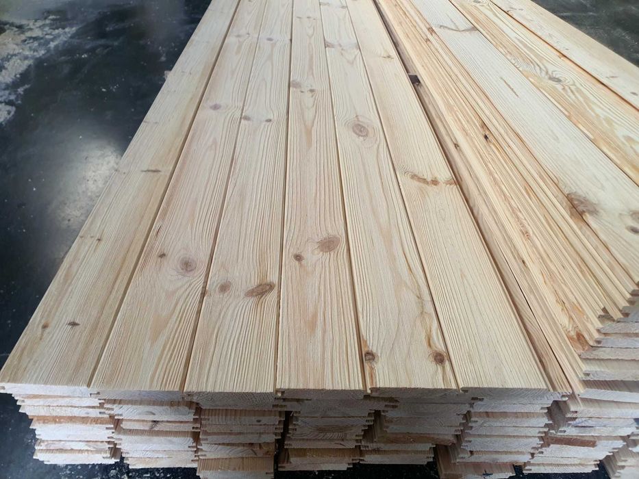 Vand lambriu de pin sau molid 50 lei mp.