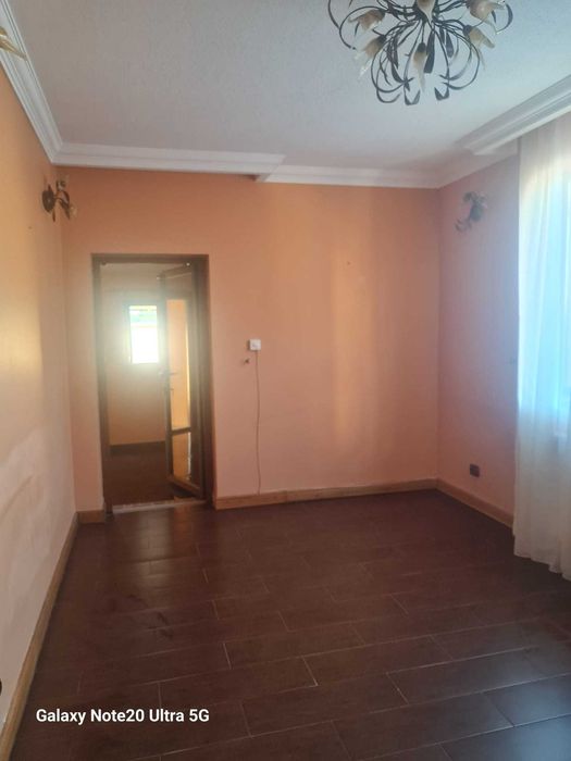 Vând Casă locuit duplex nemobilata imediat ocupabila zona Lucian Blaga