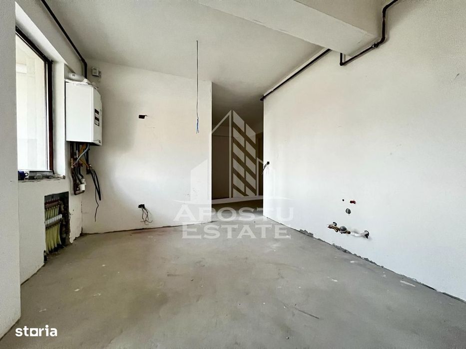 Apartament cu 3 camere nou,etaj intermediar,centrală proprie,zona Alfa