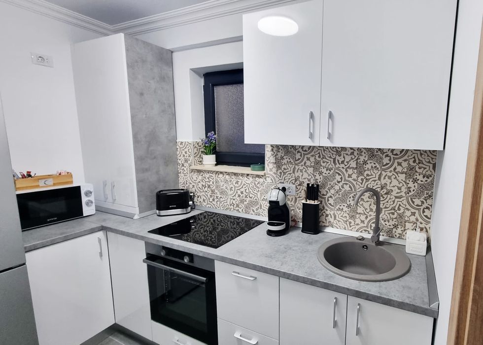 Studio de inchiriat, zona Mamaia/Butoaie, cu terasa si vedere la lac