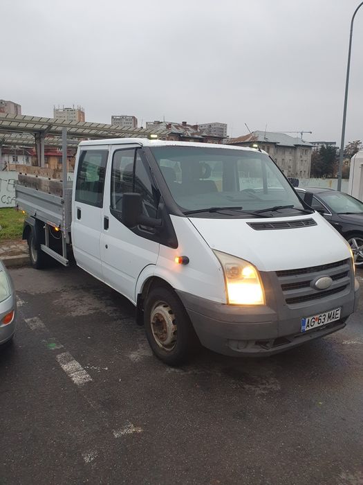 Vând Ford transit