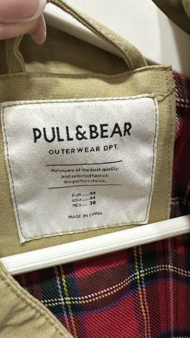 Ветровка от Pull & Bear