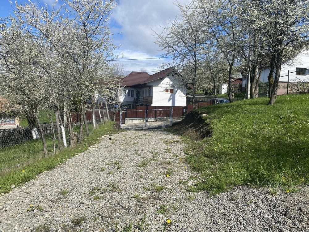 Teren cu Fundatie pentru CASA P+M Comarnic, Prahova