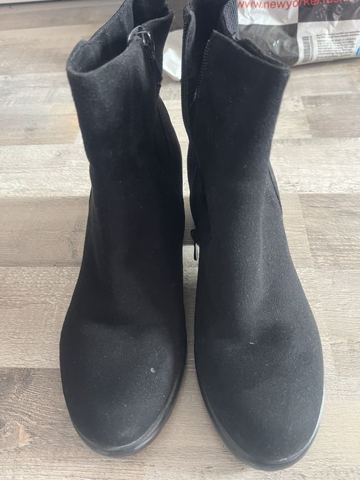 Боти-41номер с вътрешен пух