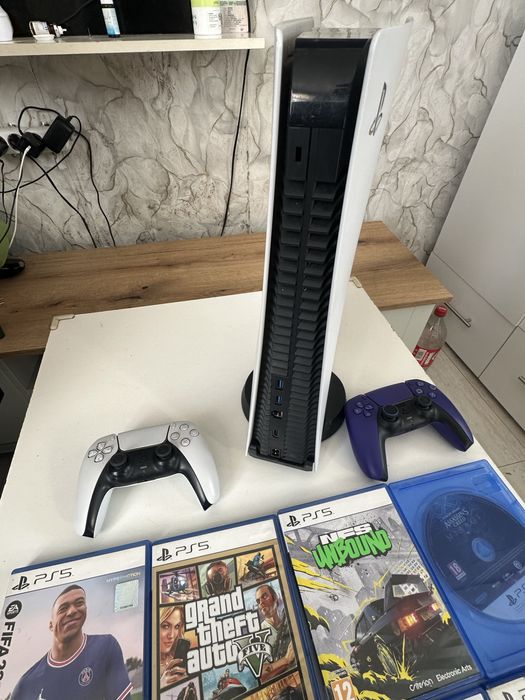 PlayStation 5 (Slim) - Digital Edition КАТО НОВА