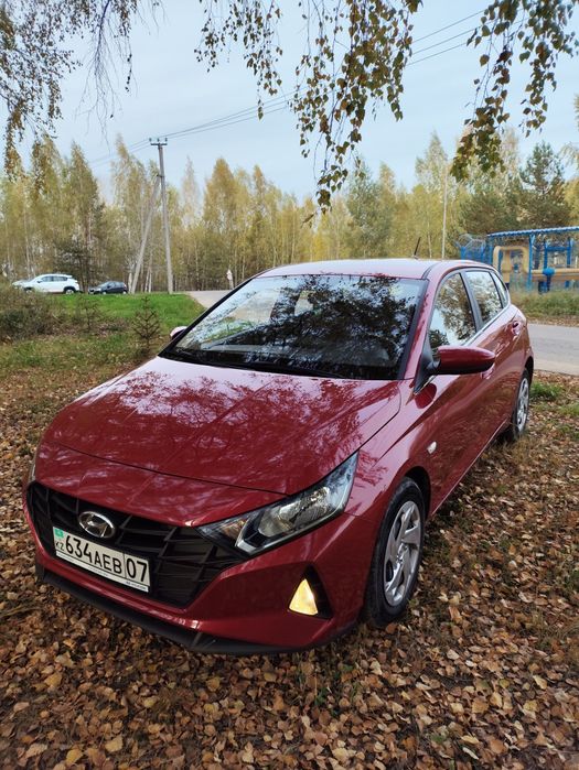 Продам Hyundai i20 хэтчбек, 2023 г.в.