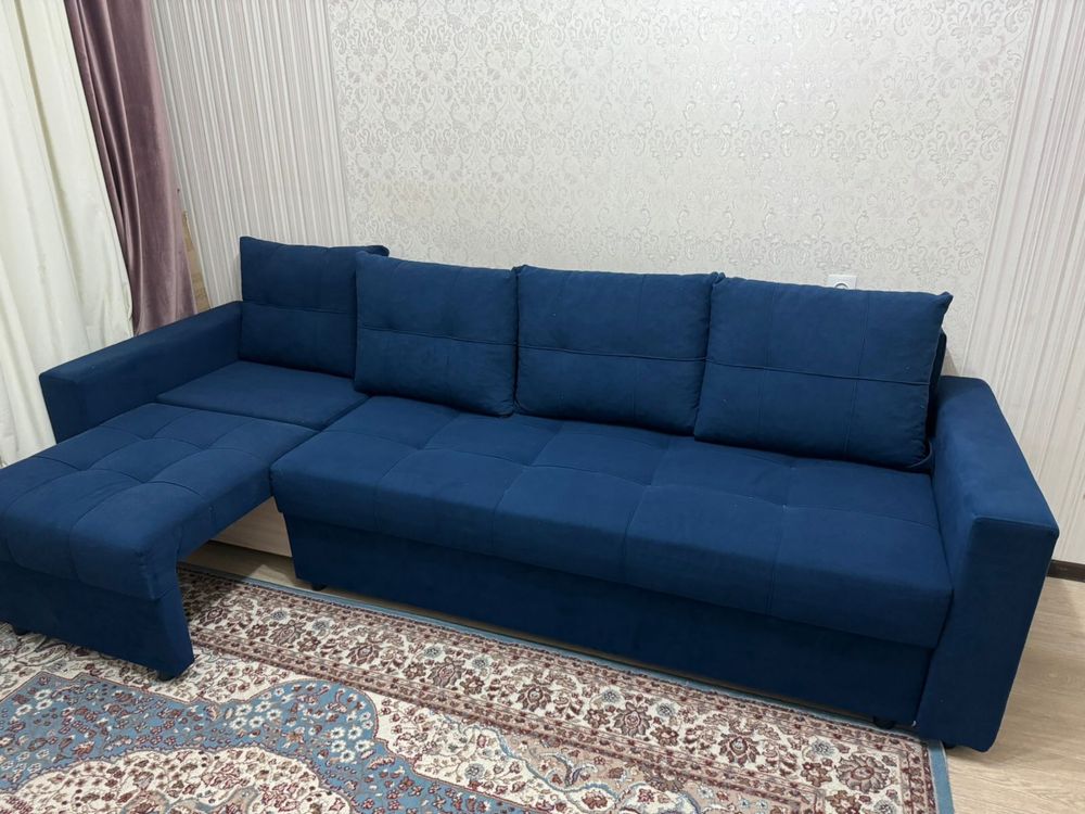 Продается Диван.