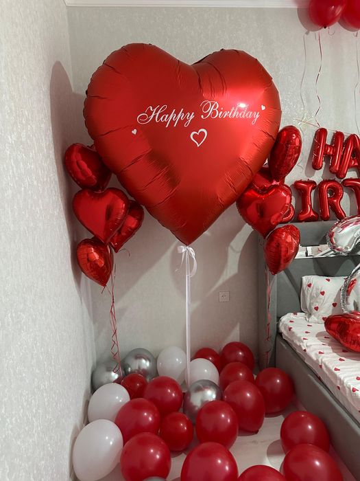 Гигант шары за 8000 срочно и 51 розы