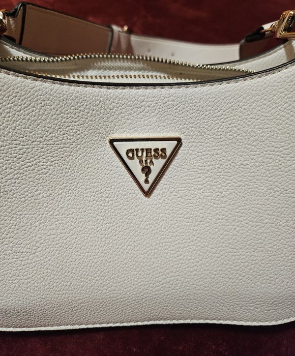 Geantă GUESS mică superbă