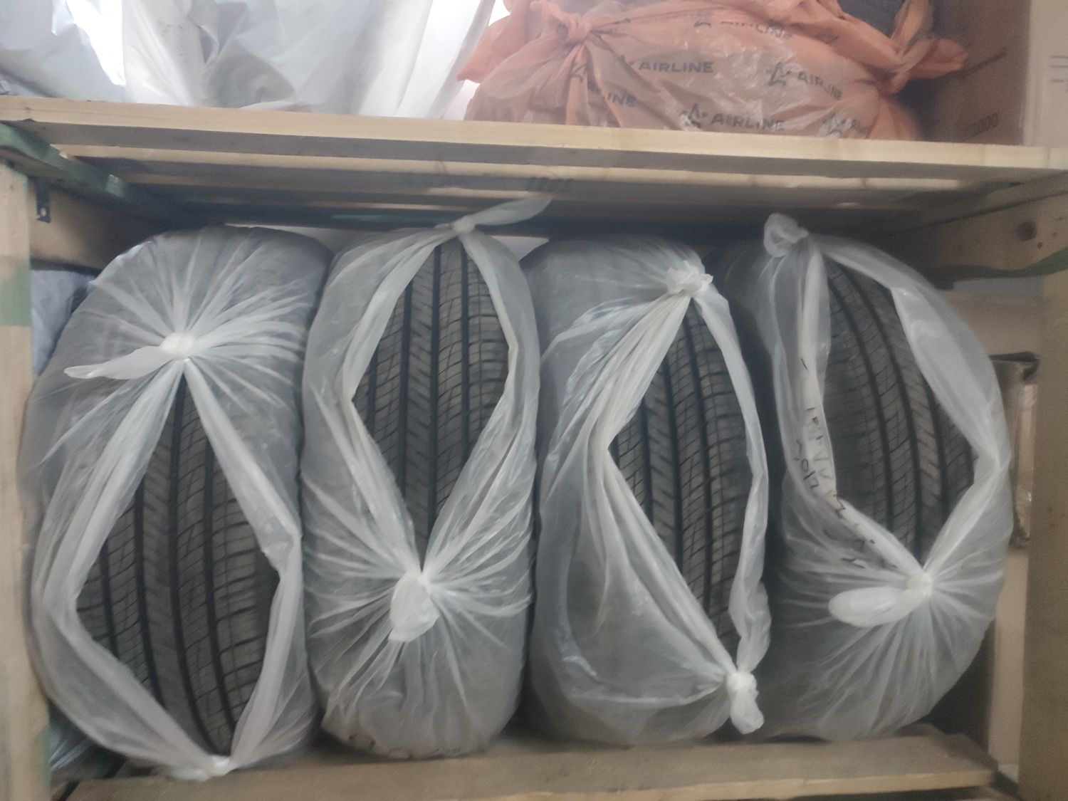 Комплект резины Kumho 265/65/17 +1