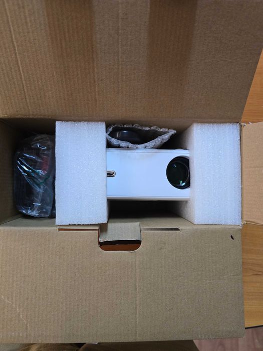 Mini proiector, XIWBSY, 9500 lumeni, WiFi, Bluetooth, 1080P