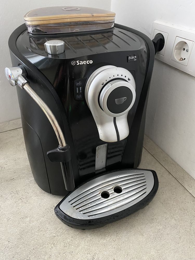 Aparat de cafea saeco  black go