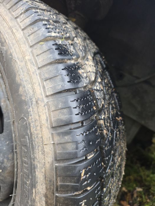 Vand cauciucuri de iarna