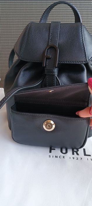 Furla FLOW/MIADIVA оригинални раница/чанта