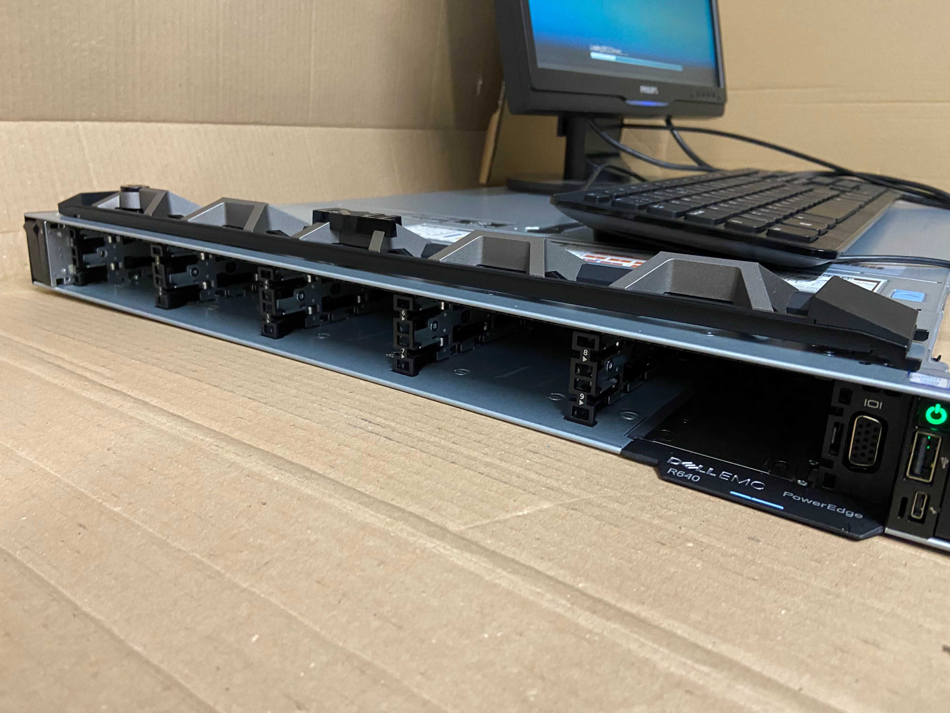 Сървър Dell R640 2x Gold 6138, 64GB RAM, 10x 2.5" SAS, Proxmox XCP-NG