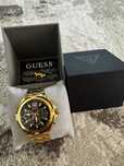 Ceas GUESS, auriu, original, in stare perfecta + cutie originala
