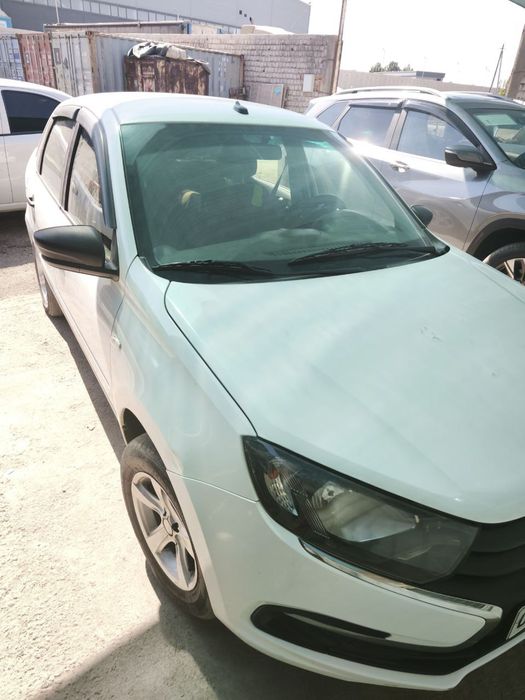 Lada granta 2018