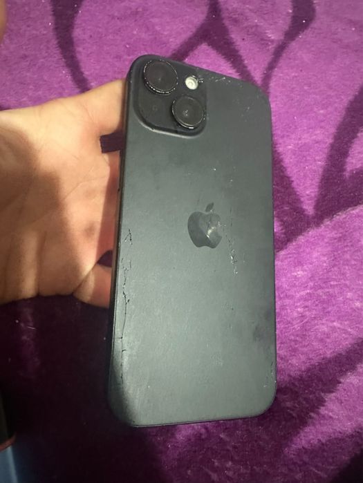 vand iphone 15 128Gb
