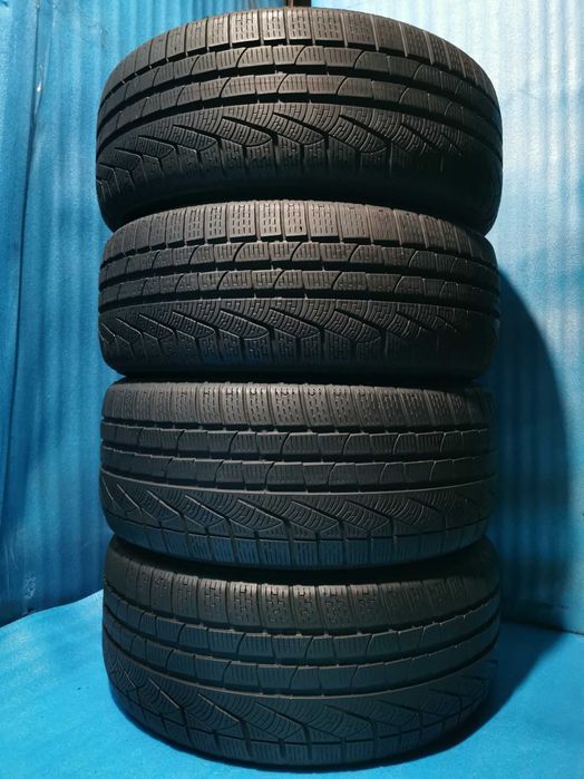 225 45 18 - 255 40 18 pirelli runflat m+s 4 buc