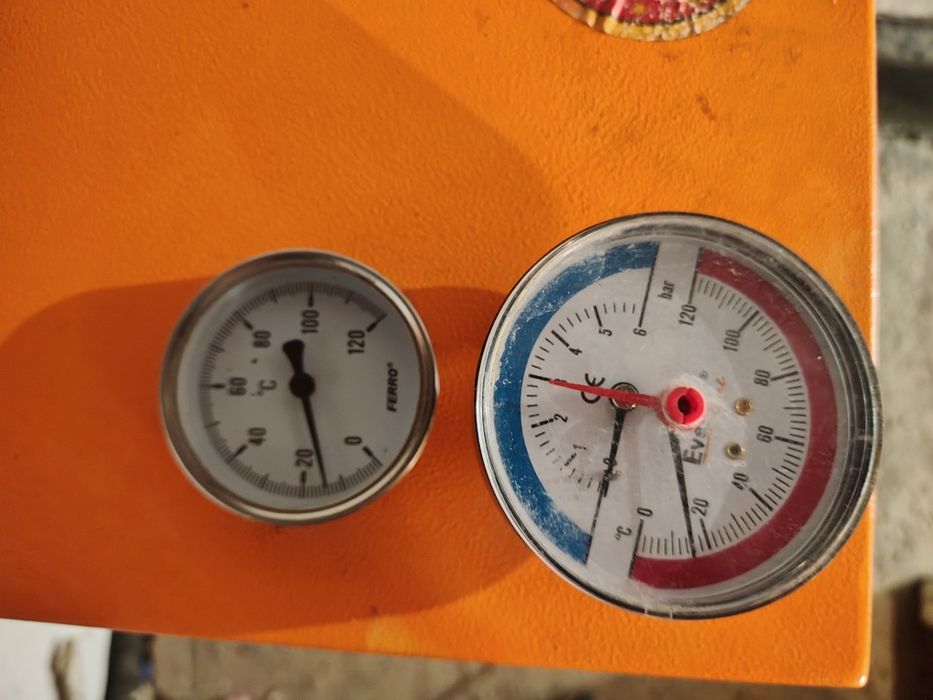 Vând centrala termica