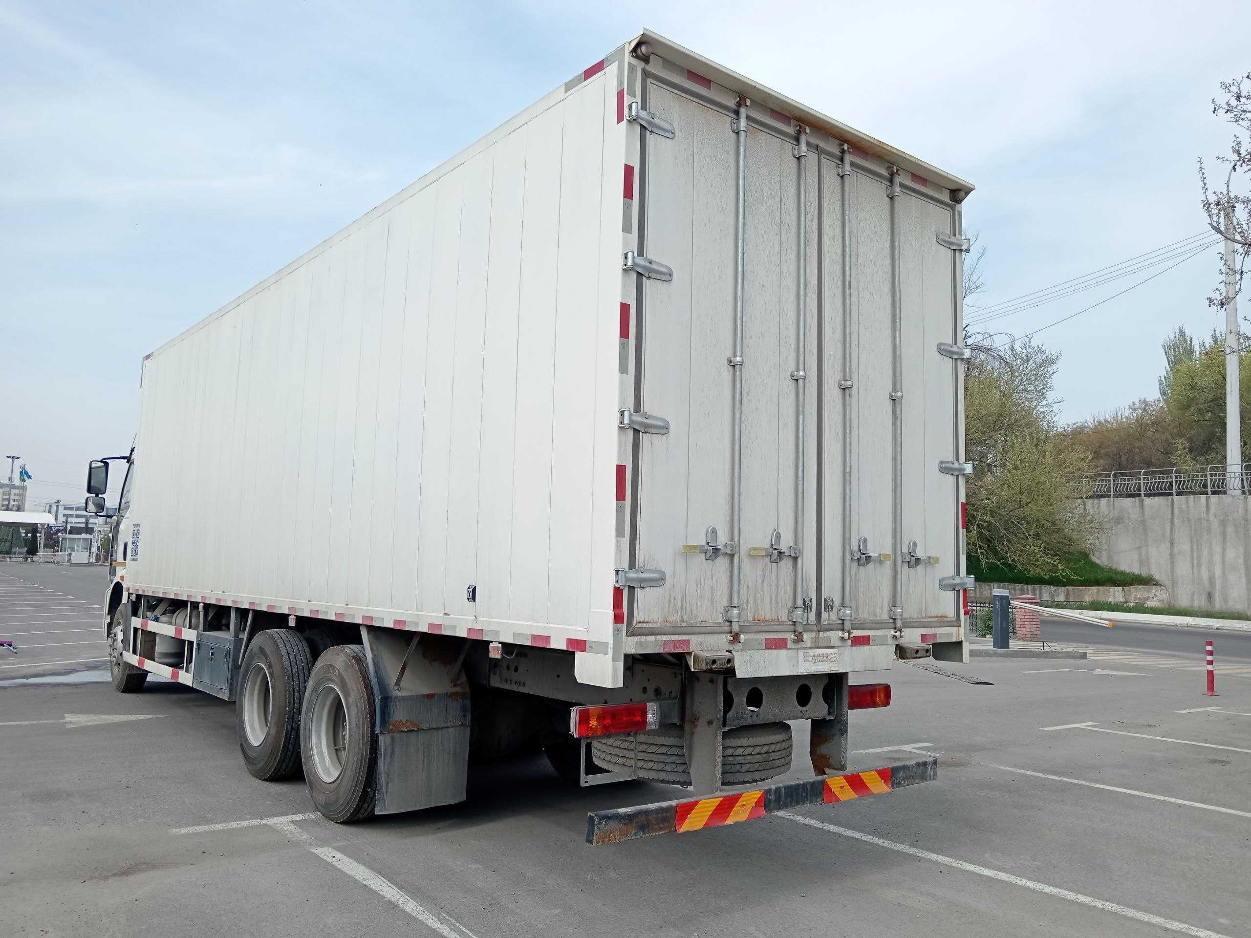 Автофургон FAW J6L-240 6x4 - 8.5 м