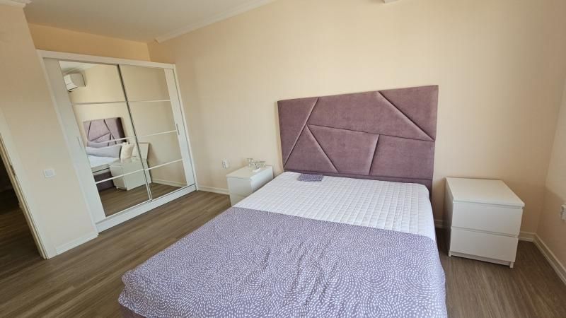 Дава се под наем Четиристаен апартамент в Пловдив, Кършияка - 174 кв.м за 1300 € - Снимка #3