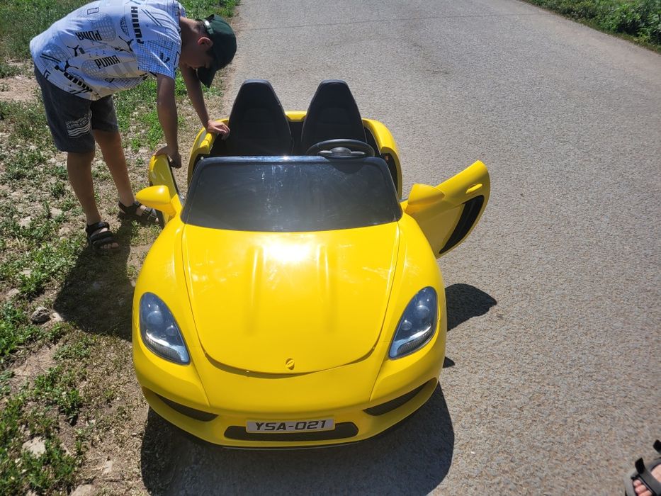 Продам электромобиль