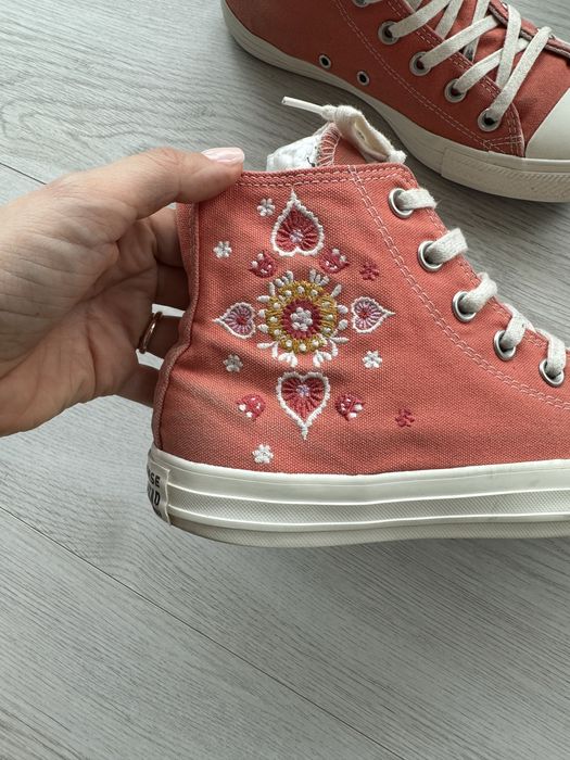 Converse marimea 39