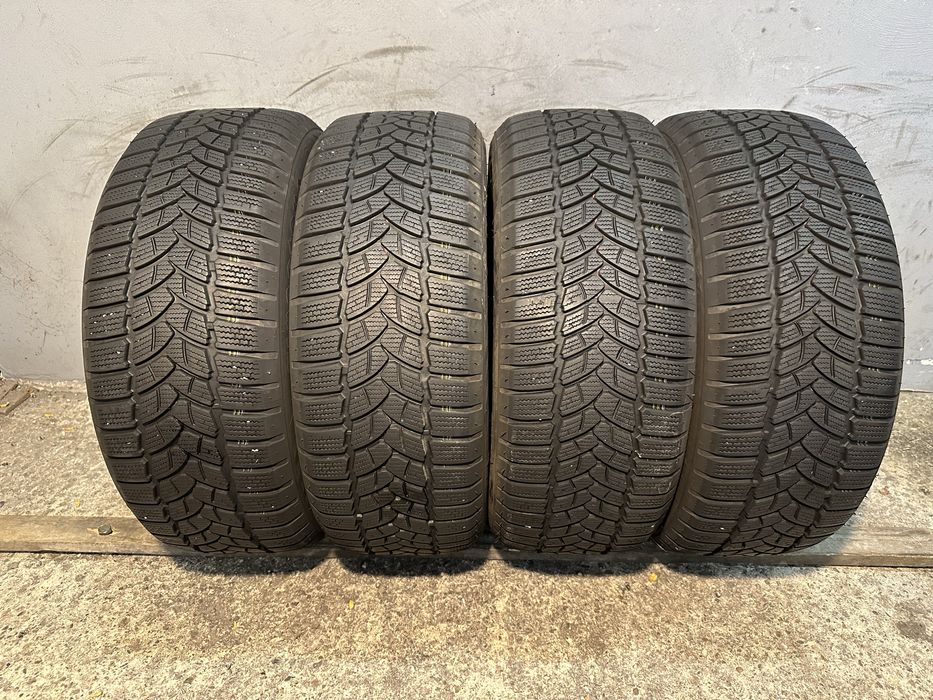 Гуми 215/55/16 FIRESTONE Winterhawk Snow