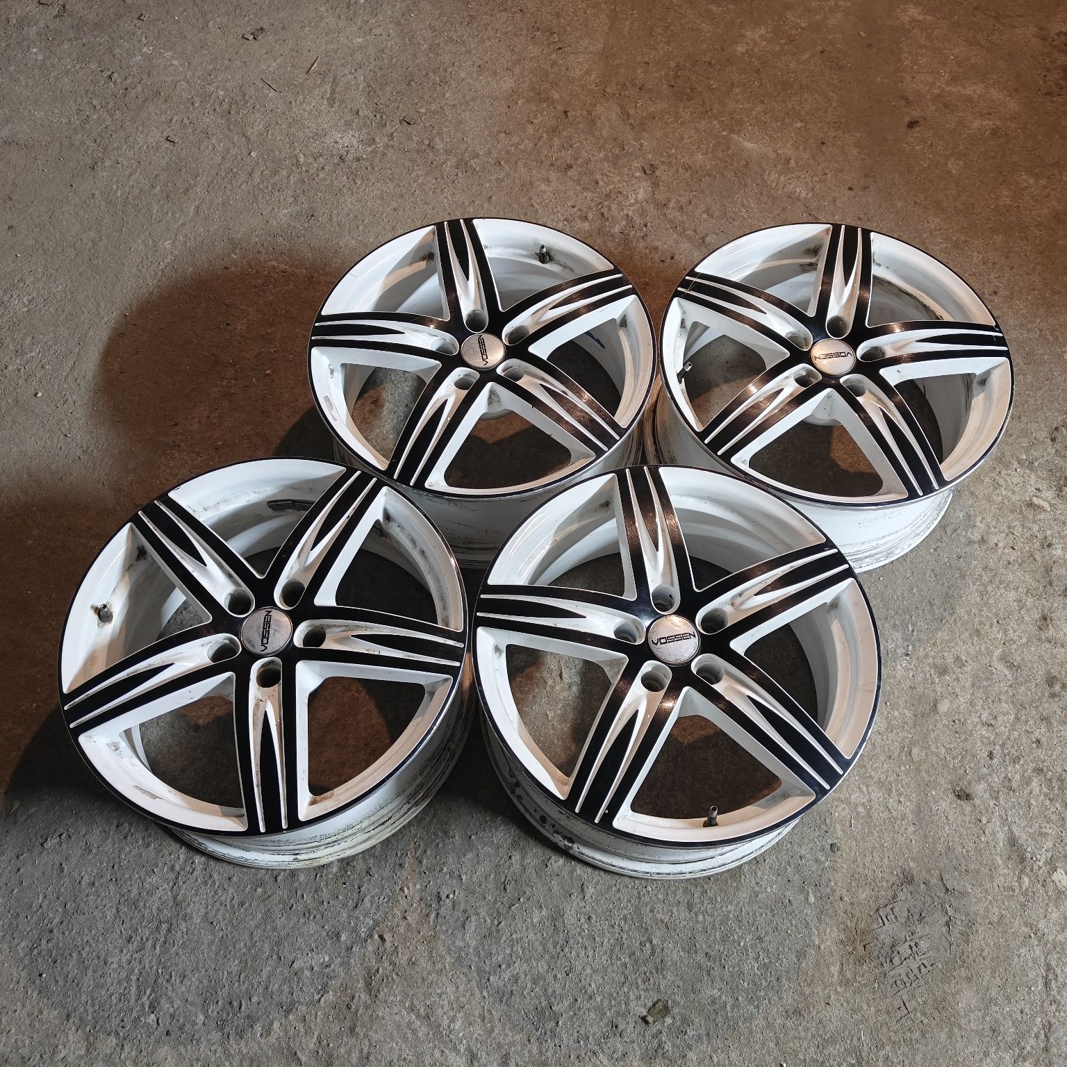 R17 PCD 5 *114,3 Комплект легкосплавных дисков