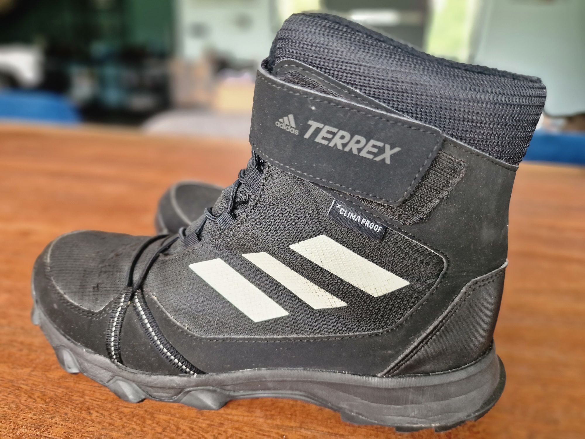 НАМАЛЕНИ! Зимни Adidas Terrex Climaproof