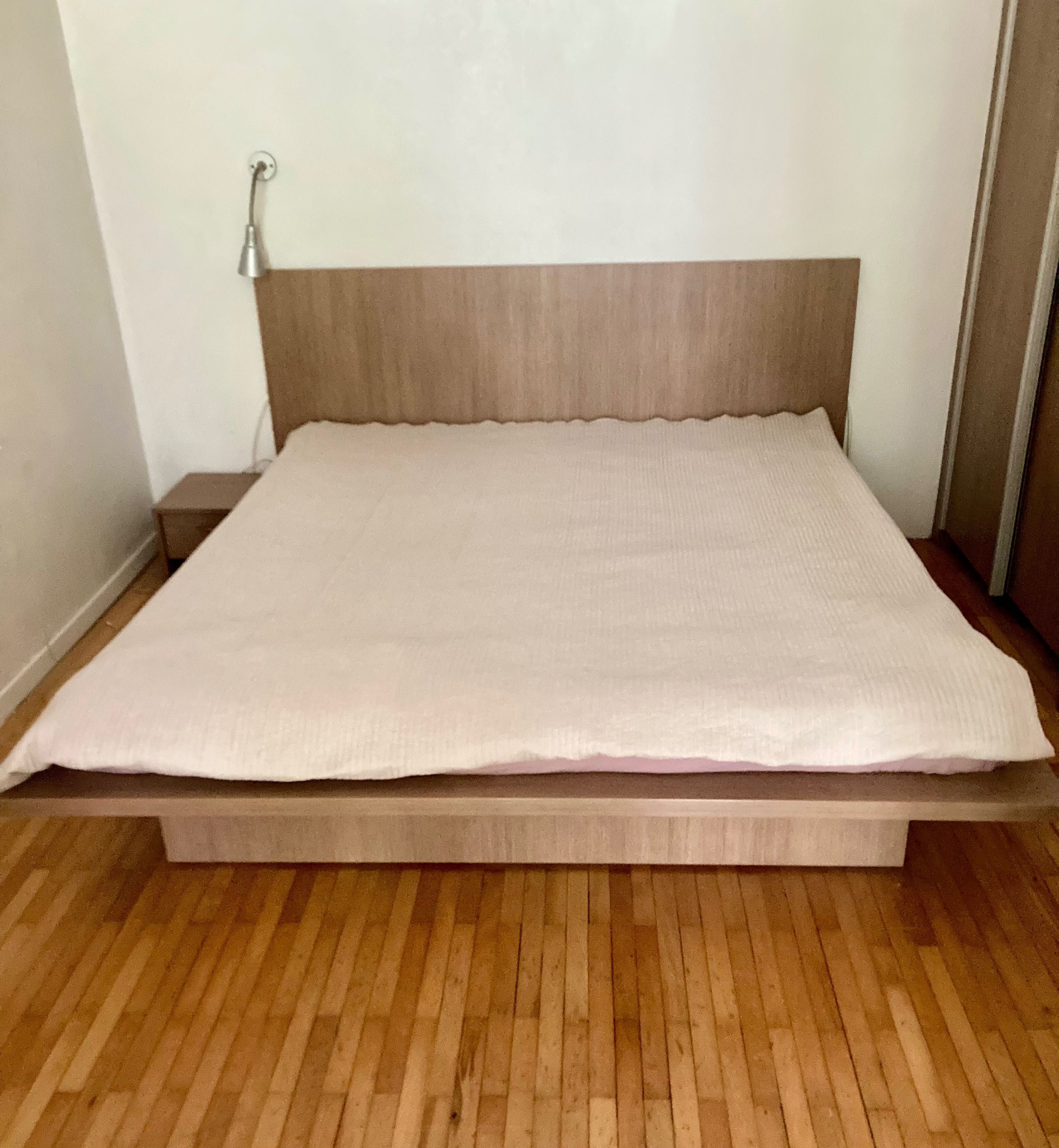 Спалня за матрак 160/200