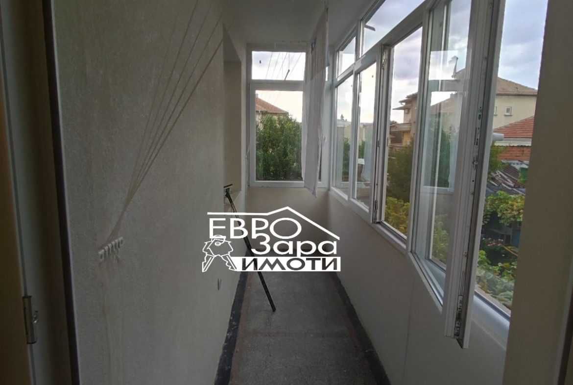 Продава се Къща в Стара Загора, Кольо Ганчев - 260 кв.м за 866 €/кв.м - Снимка #8
