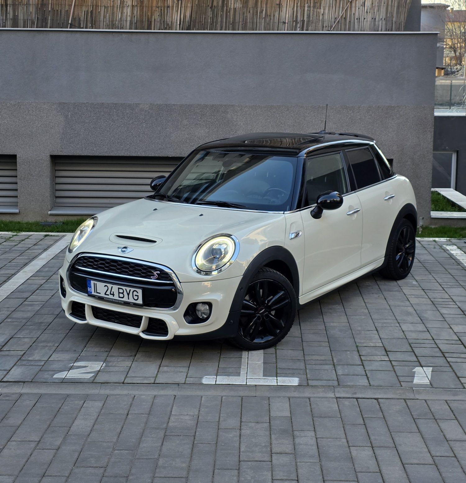 Mini Cooper S | 2017 | John Cooper Works
