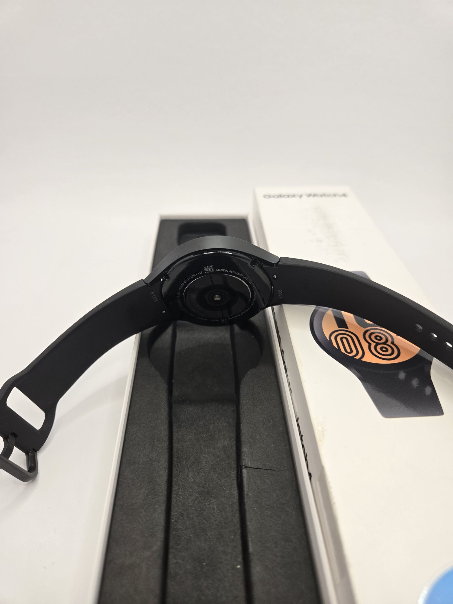 Samsung Watch 4 / Black / LTE / 44 mm / Delux Area GSM