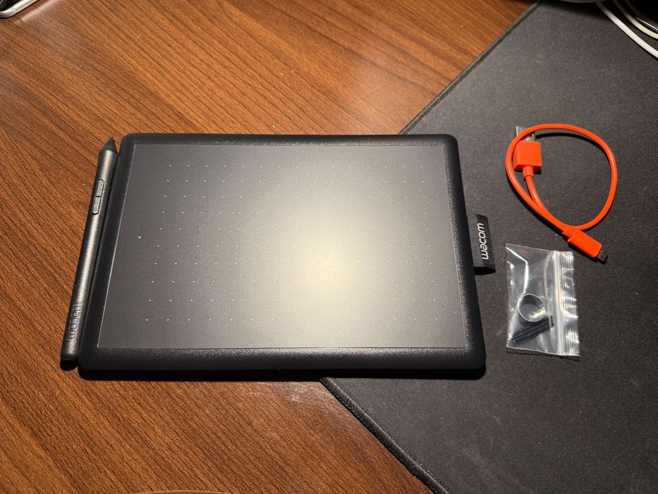 One by Wacom - tableta grafica - ca noua