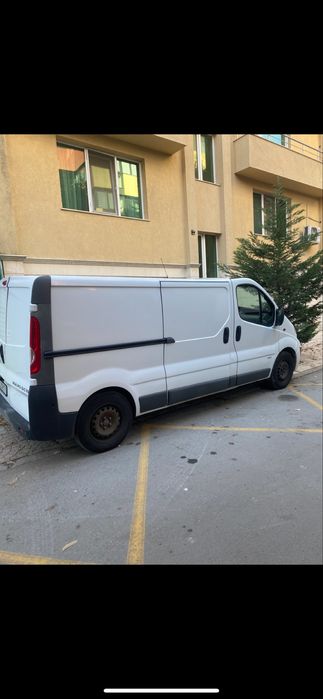 Opel Vivaro 2.0дизел 2010г