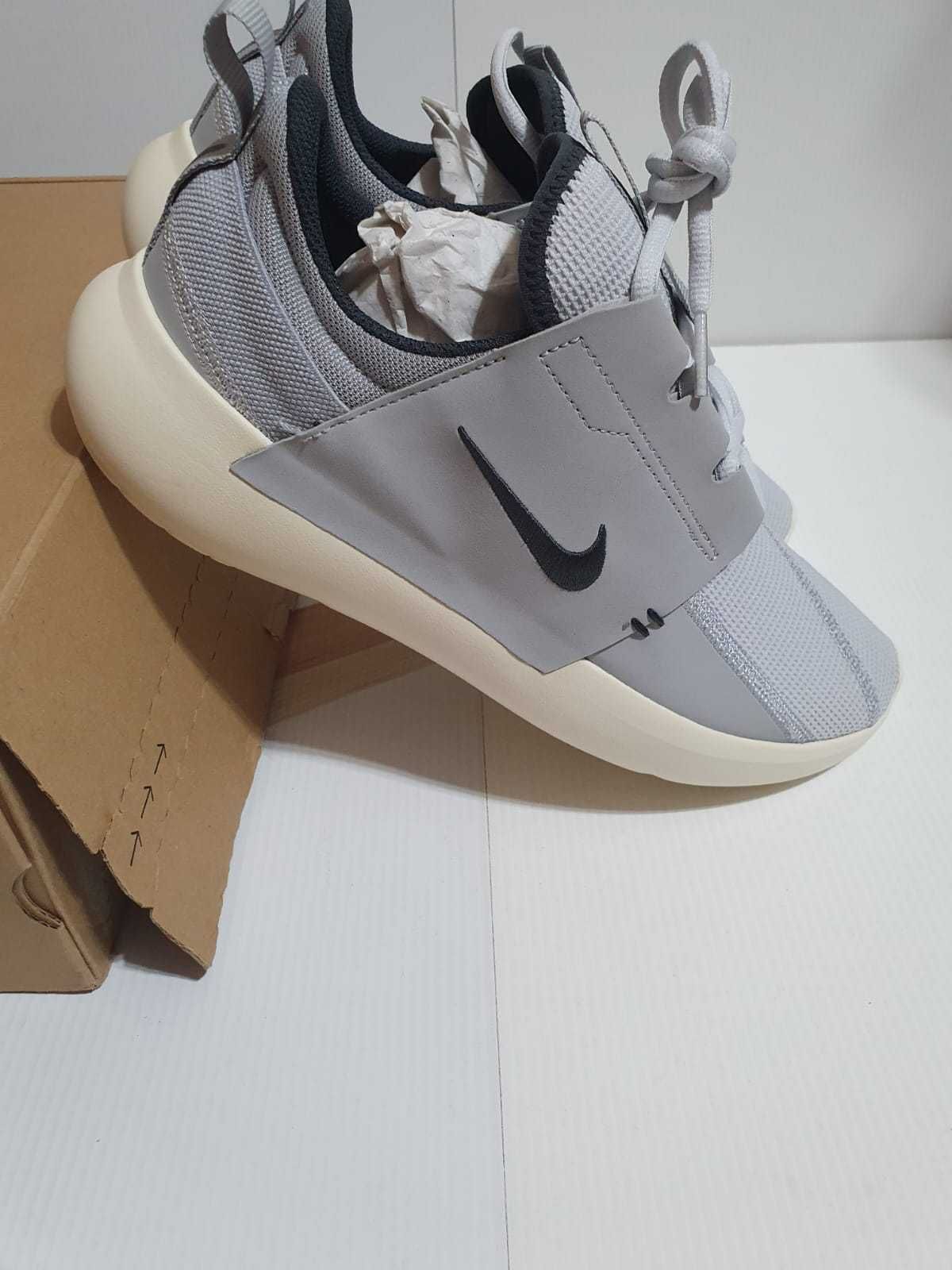 Nike E- SERIES AD masura 40.5 originali noi in cutie