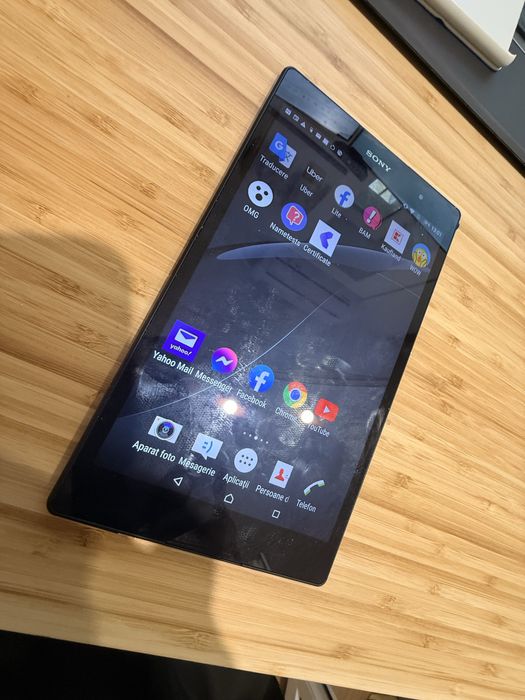 Vand tableta Sony Xperia Z3 16 GB ca noua