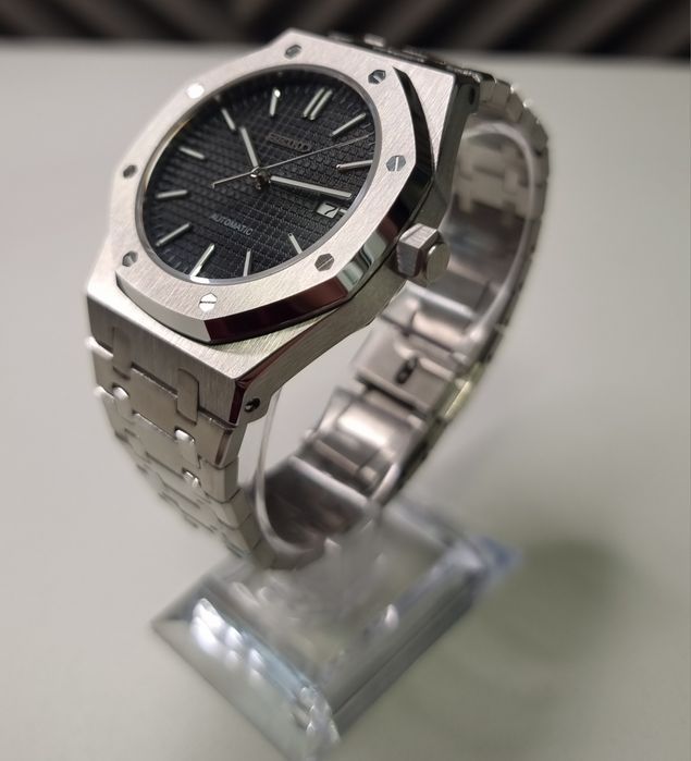 Seiko Mod OAK Black Dial