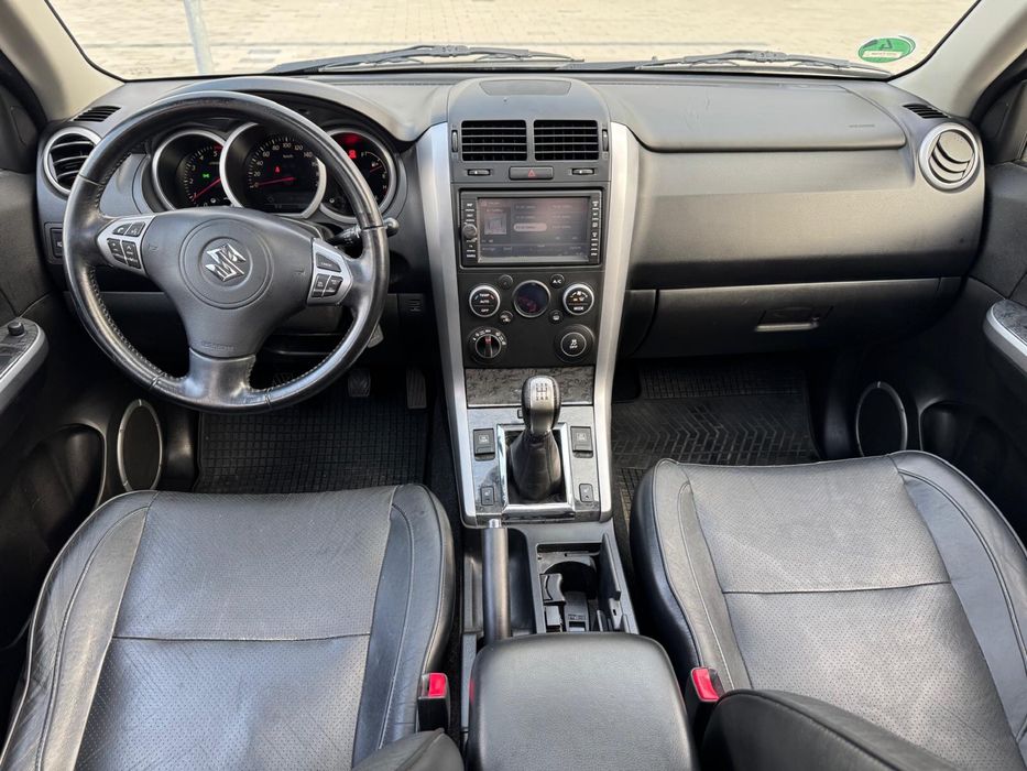 Suzuki grand vitara 2012 euro5 4x4 recent adusa din Germania