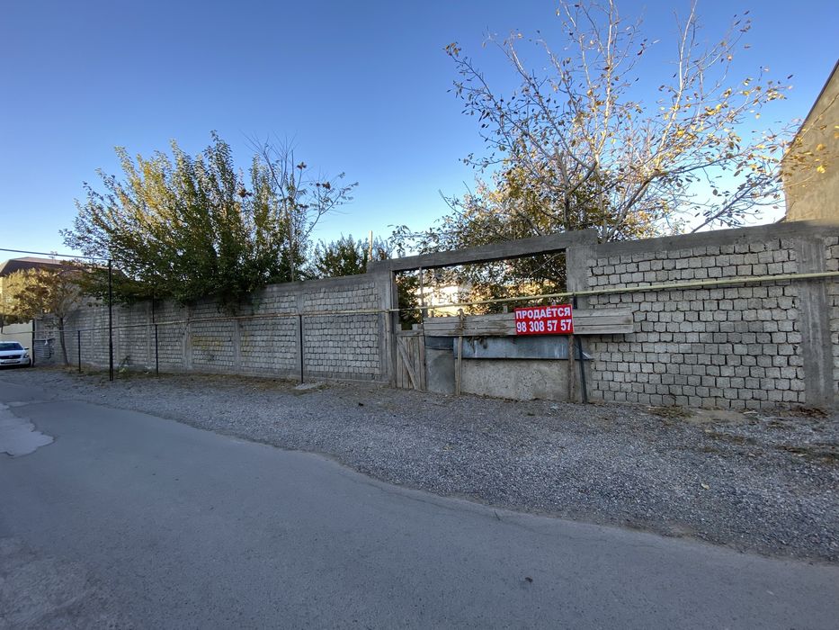 Юнусободда қуруқ ер сотилади