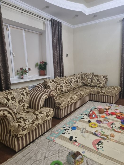 Угловой диван с креслом