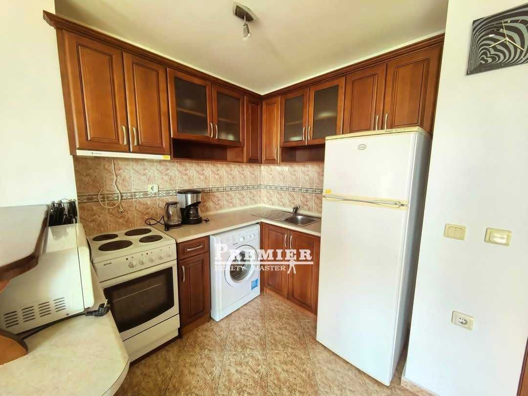 Продава се Двустаен апартамент в Свети Влас - 64 кв.м за 1461 €/кв.м - Снимка #3