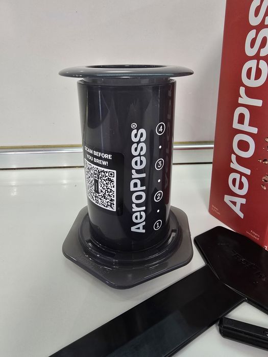 Уред за приготвяне на кафе инфузер AeroPress черен