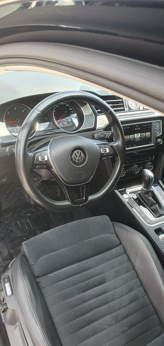 Vand Passat b8 motor 2.0 150CP Dotări full Km reali