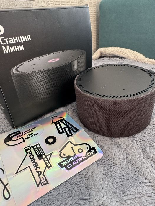 колонка Яндекс Станция Мини 2