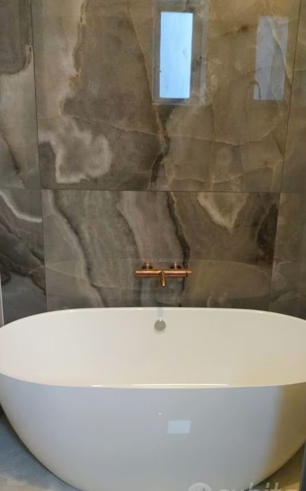 Renovari baie si bucatarie, instalații sanitare. Instalații electrice