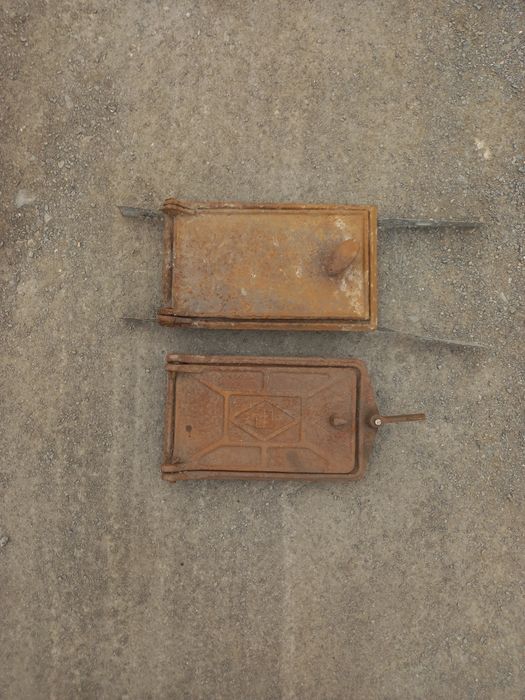 Чугунная дверка для печки