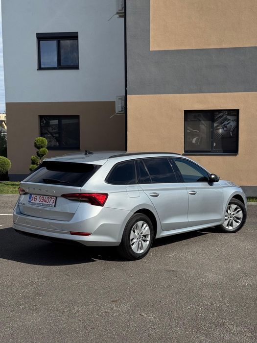Skoda octavia 2021/150cp/dsg/virtual cockpit/full led